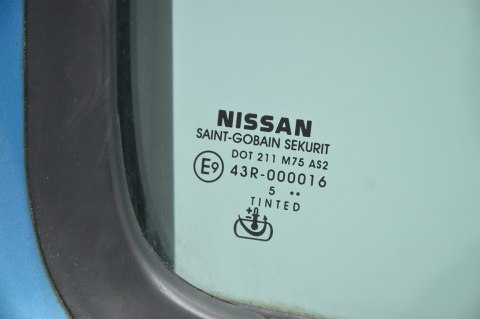 DRZWI PRZEDNIE PRZÓD PRAWE NISSAN NAVARA III