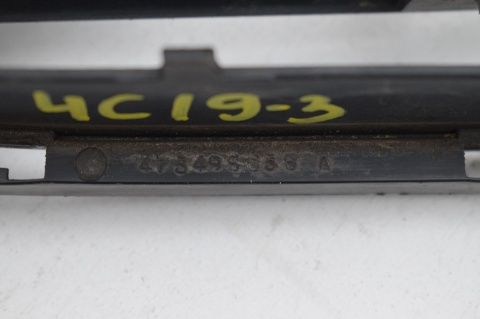 KRATKA ZDERZAKA ŚRODKOWA OPEL CORSA D