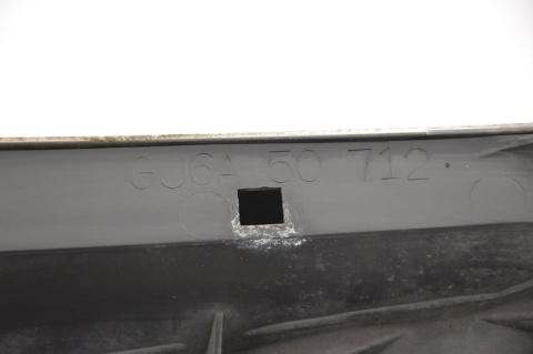 GRILL ATRAPA CHŁODNICY MAZDA 6 I GJ6A50712