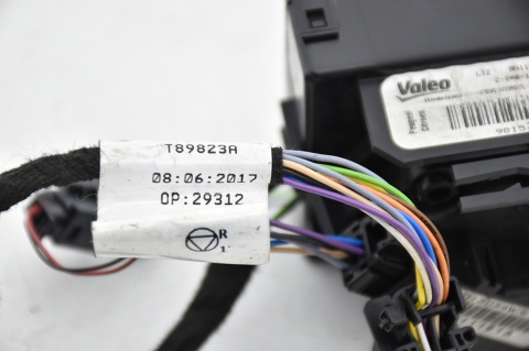 ODŚWIEŻACZ DYFUZOR PEUGEOT 3008 9815211577