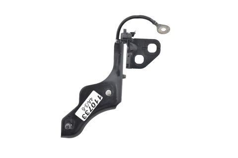 ZAWIAS KLAPY BAGAŻNIKA LEWY RANGE ROVER SPORT