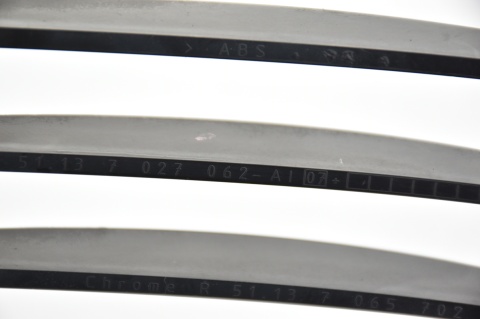 GRILL ATRAPA KRATKA NERKA BMW 5 E60 E61 7027062