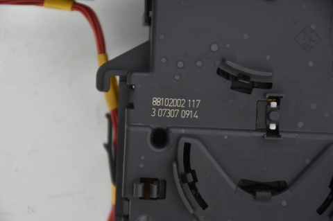 PRZEŁĄCZNIK ZESPOLONY RENAULT CLIO III 88102002