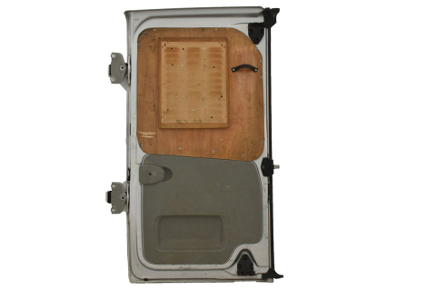 DRZWI TYLNE TYŁ PRAWE RENAULT TRAFIC OPEL VIVARO