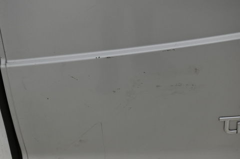 DRZWI TYLNE TYŁ PRAWE RENAULT TRAFIC OPEL VIVARO