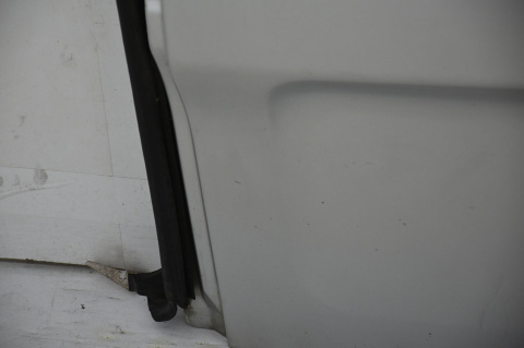 DRZWI TYLNE TYŁ PRAWE RENAULT TRAFIC OPEL VIVARO