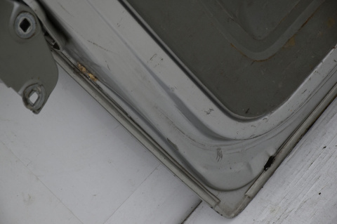 DRZWI TYLNE TYŁ PRAWE RENAULT TRAFIC OPEL VIVARO