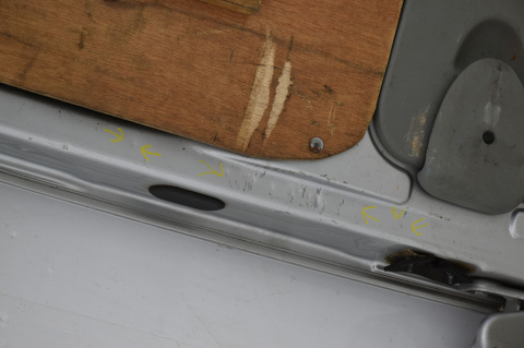 DRZWI TYLNE TYŁ PRAWE RENAULT TRAFIC OPEL VIVARO