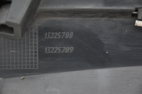 GRILL ATRAPA CHŁODNICY OPEL ASTRA H III FL LIFT 13225788