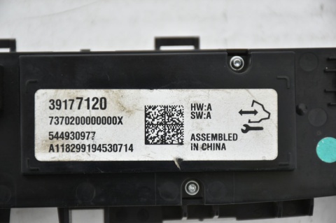 PANEL NKLIMATYZACJI NAWIEWU OPEL INSIGNIA 39177120