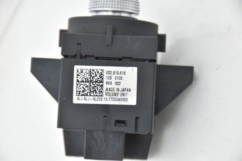 POKRĘTŁO STEROWANIE MMI NAVI AUDI TT 8S2919616