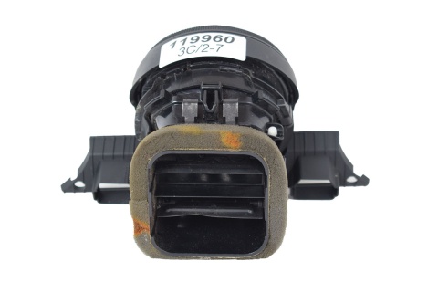 KRATKA NAWIEWU AUDI TT 8S2820903