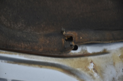 MASKA POKRYWA SILNIKA VW PASSAT B5 LIFT