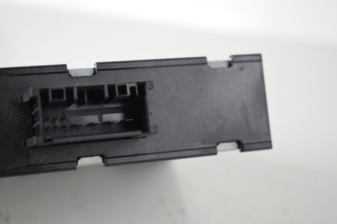 MODUŁ NAPIĘCIA DCDC BMW 9127088 8ES00947920