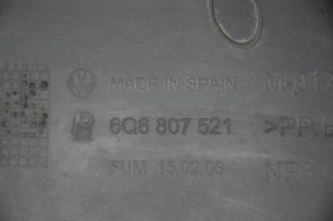 ZDERZAK TYLNY TYŁ VW POLO IV 4 9N