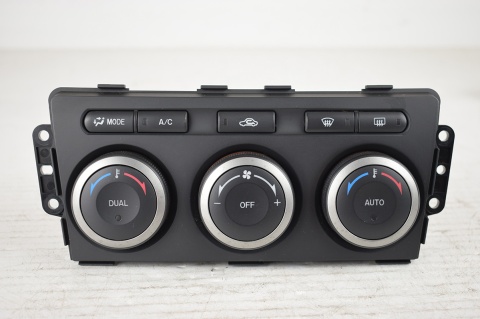 PANEL NAWIEWU KLIMATYZACJI MAZDA 6 II GH
