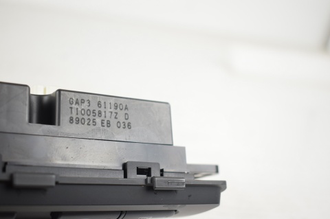 PANEL NAWIEWU KLIMATYZACJI MAZDA 6 II GH