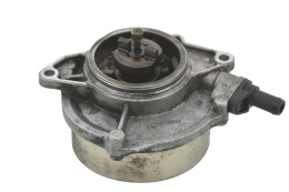 POMPA VACUM VW AUDI 057145100AE