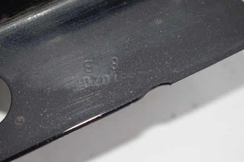 BŁOTNIK PRZEDNI PRZÓD PRAWY MERCEDES C W204 C197