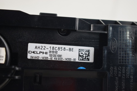 RADIO CD RANGE ROVER SPORT L320 LIFT AH22-18C58-BE