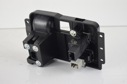 PRZYCISK HAMULCA RĘCZNEGO MITSUBISHI OUTLANDER III