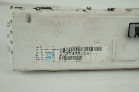 WYŚWIETLACZ EKRAN NAWIGACJI RENAULT MEGANE III