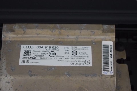 EKRAN WYŚWIETLACZ AUDI Q5 LIFT 80A919620