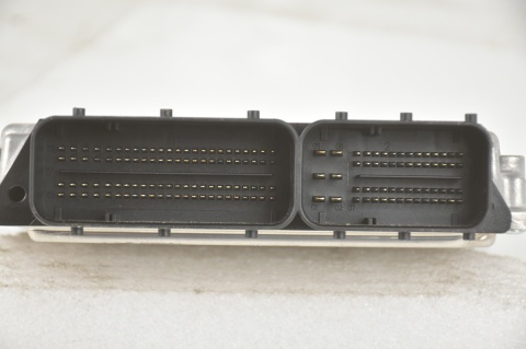 KOMPUTER STEROWNIK BMW E90 2.0 M47 0281018552