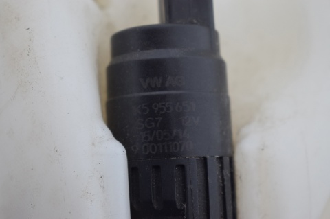 ZBIORNIK ZBIORNICZEK SPRYSKIWACZY VW AMAROK 2H0955453A