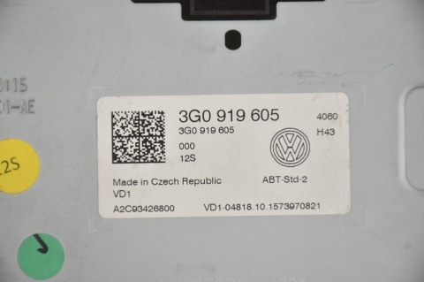 WYŚWIETLACZ EKRAN VW GOLF VII PASSAT B8 3G0919605