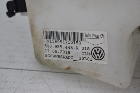ZBIORNICZEK SPRYSKIWACZY VW GOLF VII 5G0955448R
