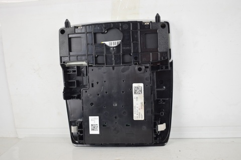 LAMPKA OŚWIETLENIA KABINY BMW X6 F16 9391939