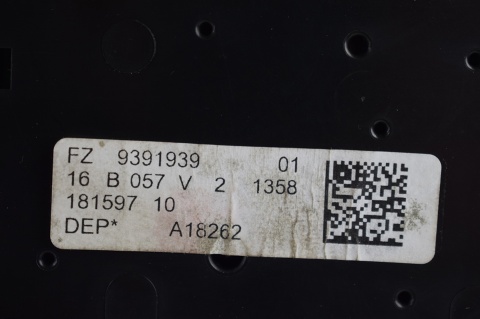 LAMPKA OŚWIETLENIA KABINY BMW X6 F16 9391939