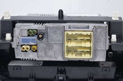 RADIO WYSWIETLACZ PANEL RADIA MERCEDES SPRINTER 907 910 A9079001703