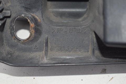 ŚLIZG LAMPY LEWY PRZÓD AUDI A3 LIFT 8P0