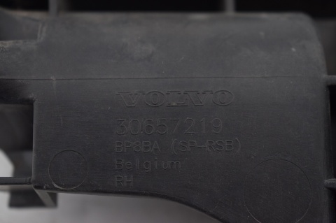 ŚLIZG ZDERZAKA TYLNY PRAWY VOLVO C30 30657219