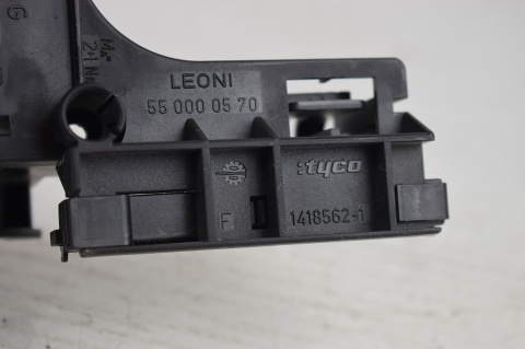 SKRZYNKA BEZPIECZNIKÓW MERCEDES W169 550000570