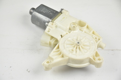 SILNICZEK SZYBY PRAWY PRZÓD MERCEDES E W204 A2048200142