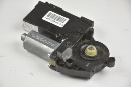 SILNICZEK SZYBY PRAWY PRZÓD VW TOUAREG 7L0