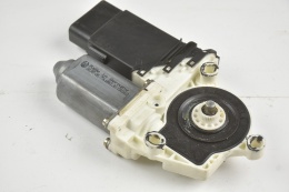 SILNICZEK SZYBY PRAWY VW NEW BEETLE 1Y2959801D