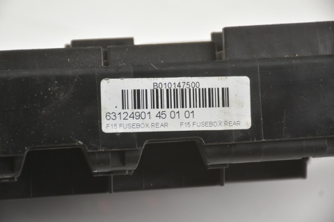 SKRZYNKA BEZPIECZNIKÓW BMW X5 F15 9316570