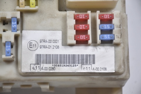 SKRZYNKA BEZPIECZNIKÓW MODUŁ FORD 7M5T-14A073-DC