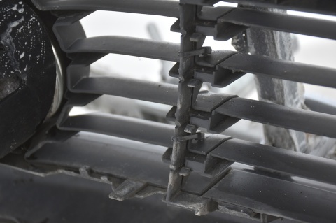 ZDERZAK PRZEDNI PRZÓD TOYOTA PRIUS II 202