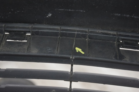 ZDERZAK PRZEDNI PRZÓD TOYOTA PRIUS II 202