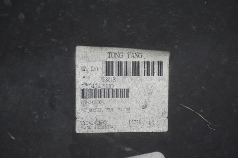 ZDERZAK PRZEDNI PRZÓD TOYOTA PRIUS II 202