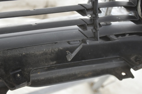 ZDERZAK PRZEDNI PRZÓD TOYOTA PRIUS II 202