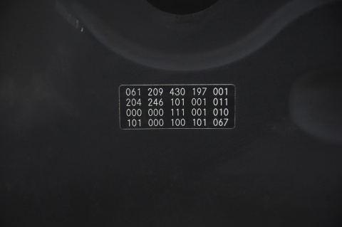 MASKA POKRYWA SILNIKA MERCEDES C W204 C197