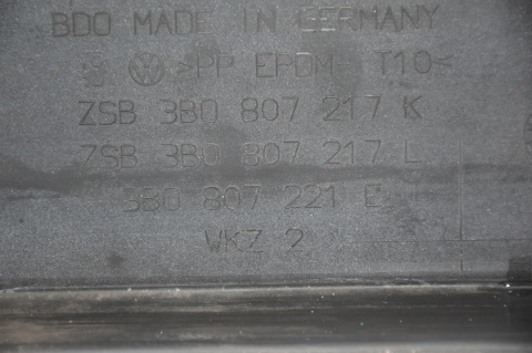 ZDERZAK PRZEDNI PRZÓD VW PASSAT B5 LIFT LC5X