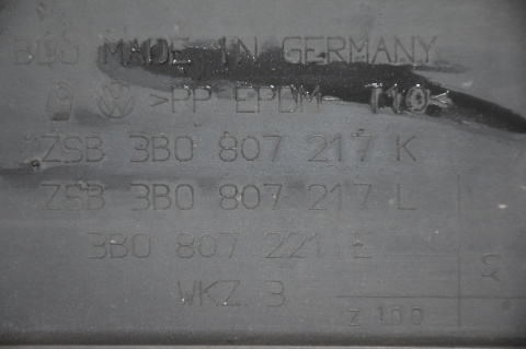 ZDERZAK PRZEDNI PRZÓD VW PASSAT B5 LIFT LC5X