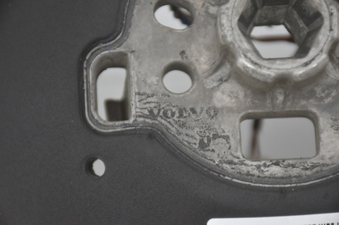 KIEROWNICA WIELOFUNKCYJNA VOLVO V70 III